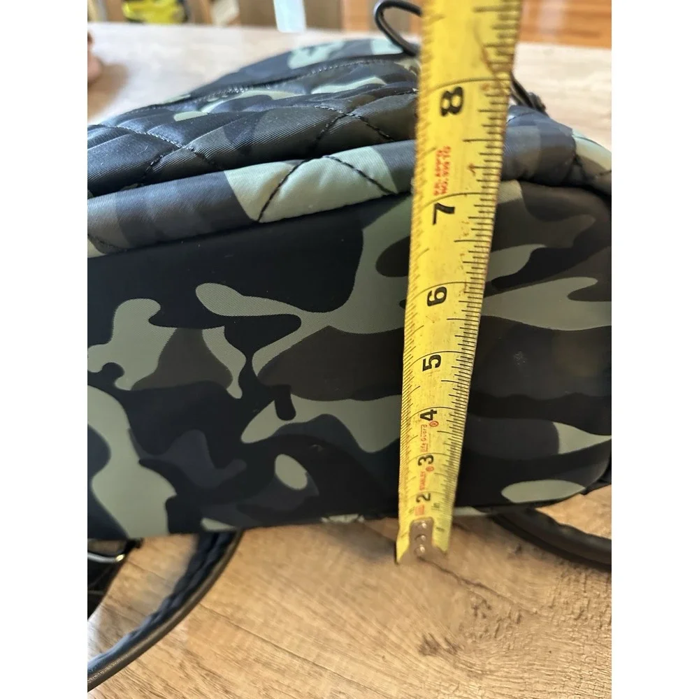 Sol‎ And Selene Motivator Medium Camo Backpack, Water Repellent, 15